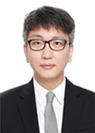 강성욱교육전도사.jpg