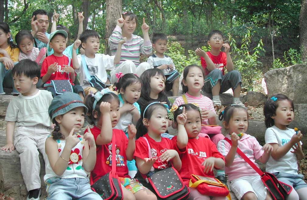 2003 유치부 5월 야외예배1 - 1