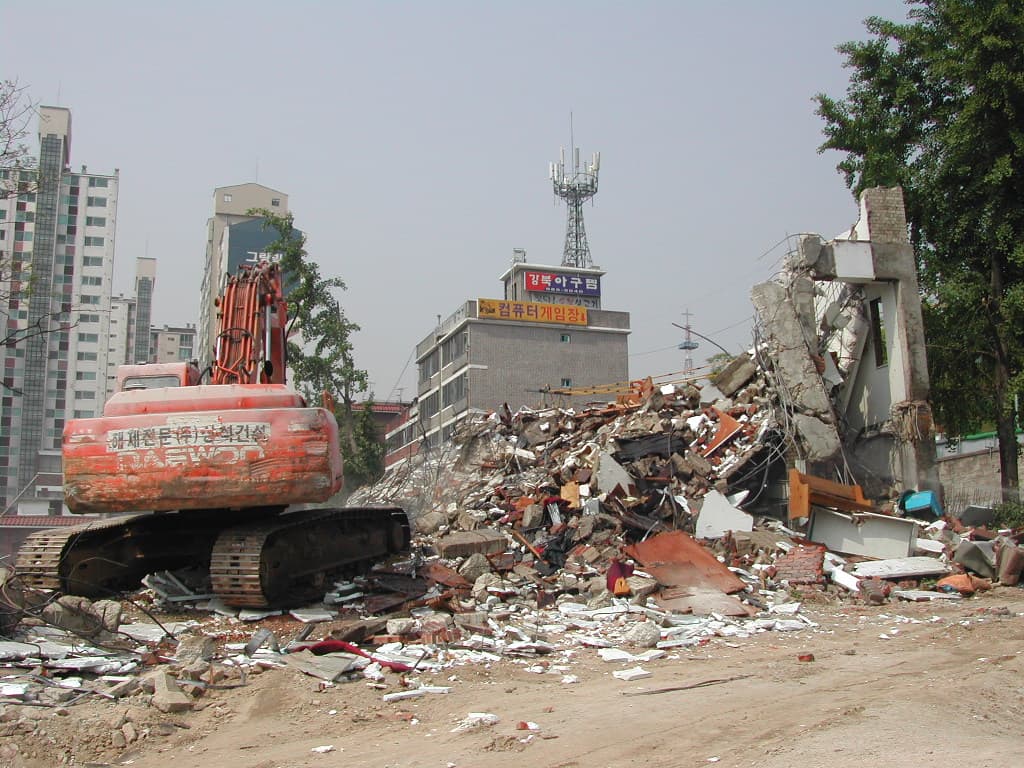 2003 구교회당 철거 - 1