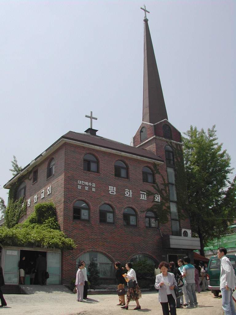 2003-5-4  다시 볼 수 없는 예배당 - 1