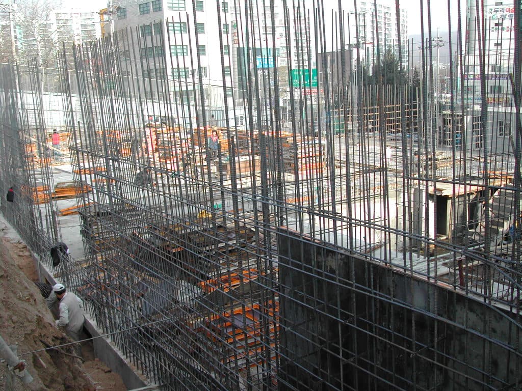2003-12-2  1층벽 철근공사1 - 1
