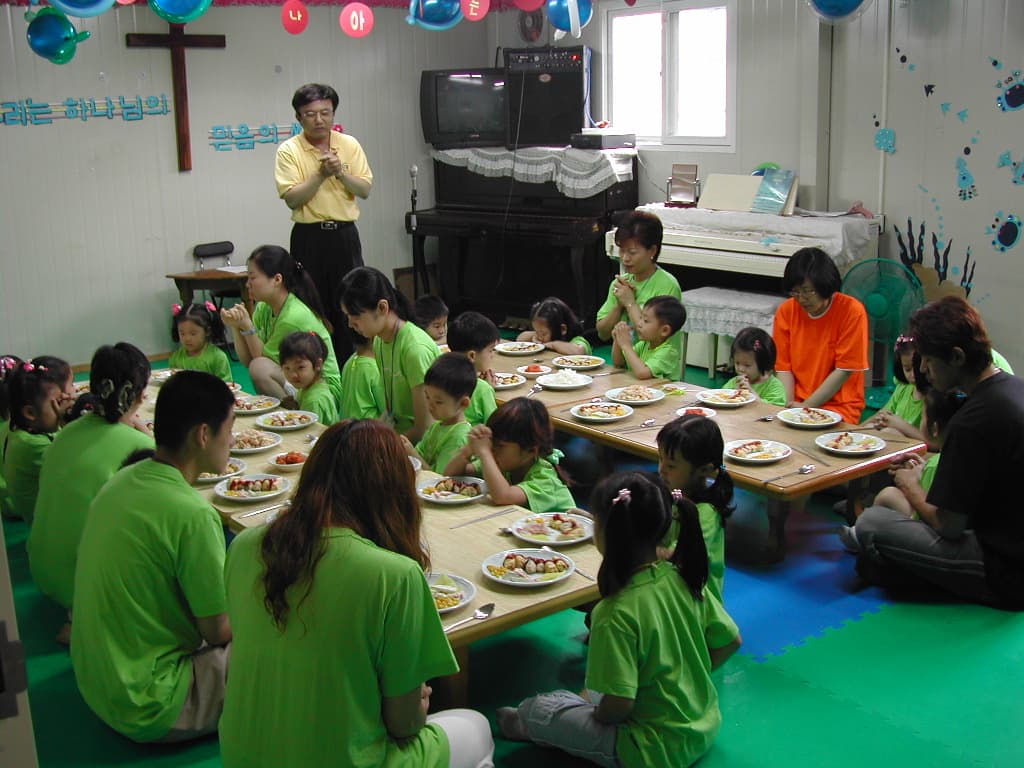 2004-7-16 유치부여름성경학교/임시예배당 - 1