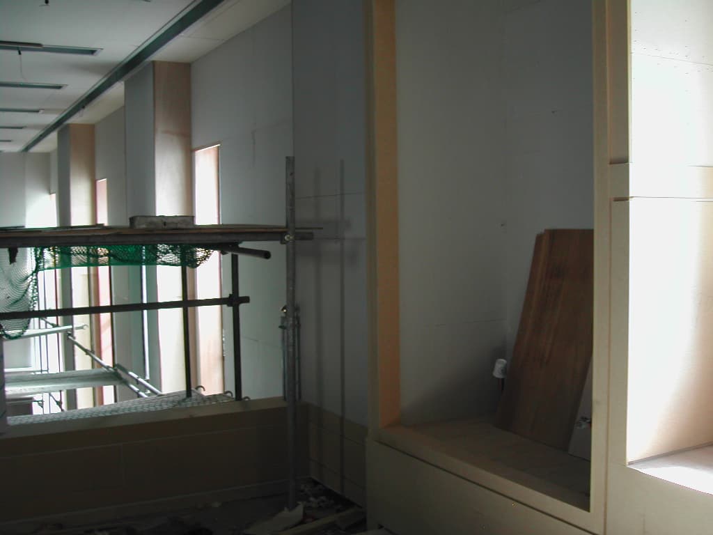 2004-7-30 본당중층에서 본 측면부분 - 1