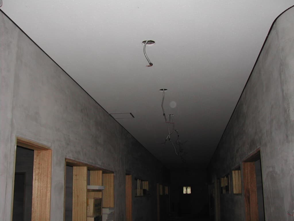 2004-7-30 2층 복도 천정공사 - 1