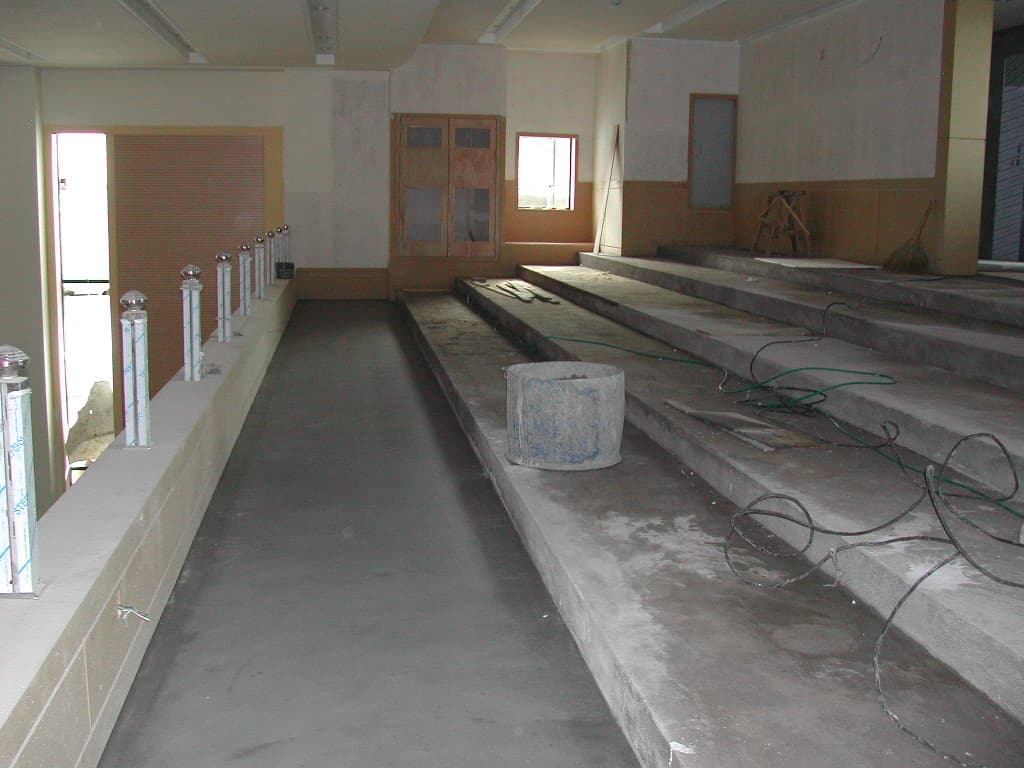 040827 본당중층(4층) 바닥몰탈작업 마무리 - 1