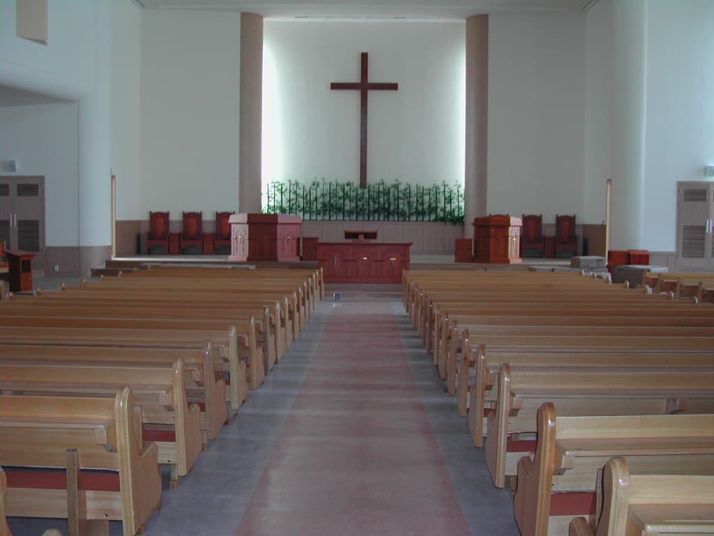 2004-9-21 본당 주의 백성들 맞을 준비 박차^^ - 1