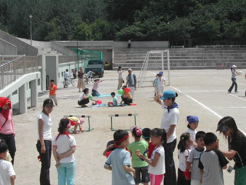 2005-6-6교회학교체육대회1 - 1