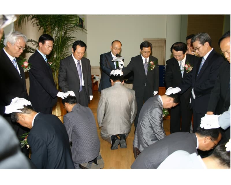 2006-7-2 장로 안수집사 권사임직식4 - 1
