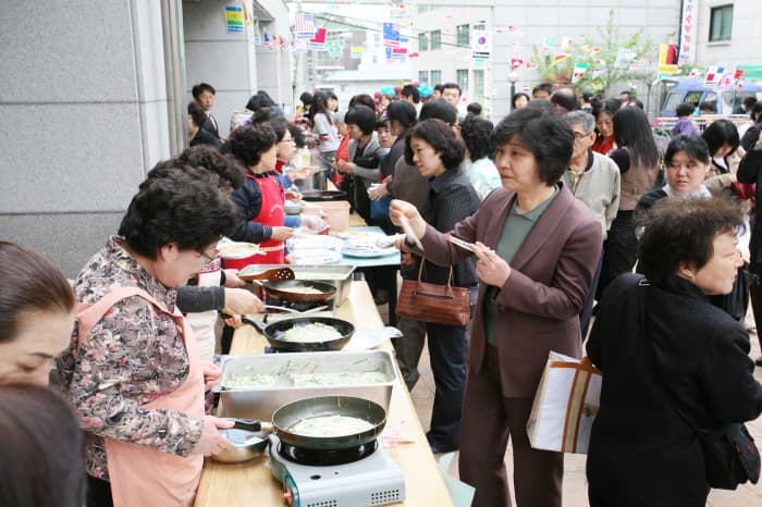 20090426사랑나눔바자회6 - 1