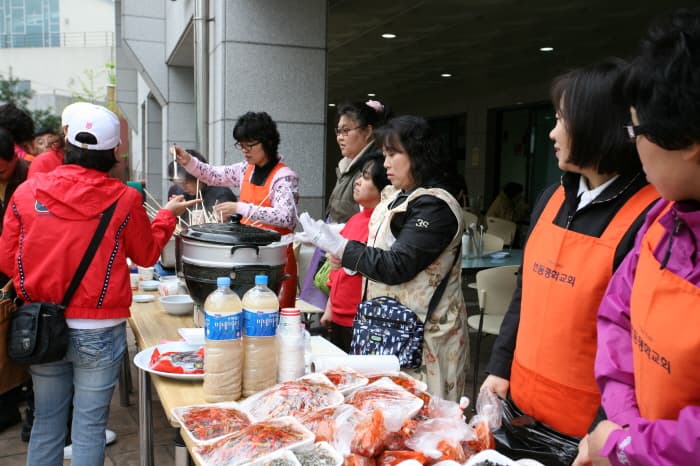 20090426사랑나눔바자회1 - 1