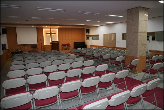 2층 중고등부예배실(중예배실)과 5층 아동부예배실(소예배실) - 2