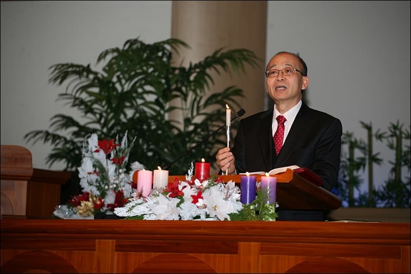 성탄절새벽촛불예배  12월25일(목) 새벽6시 - 2