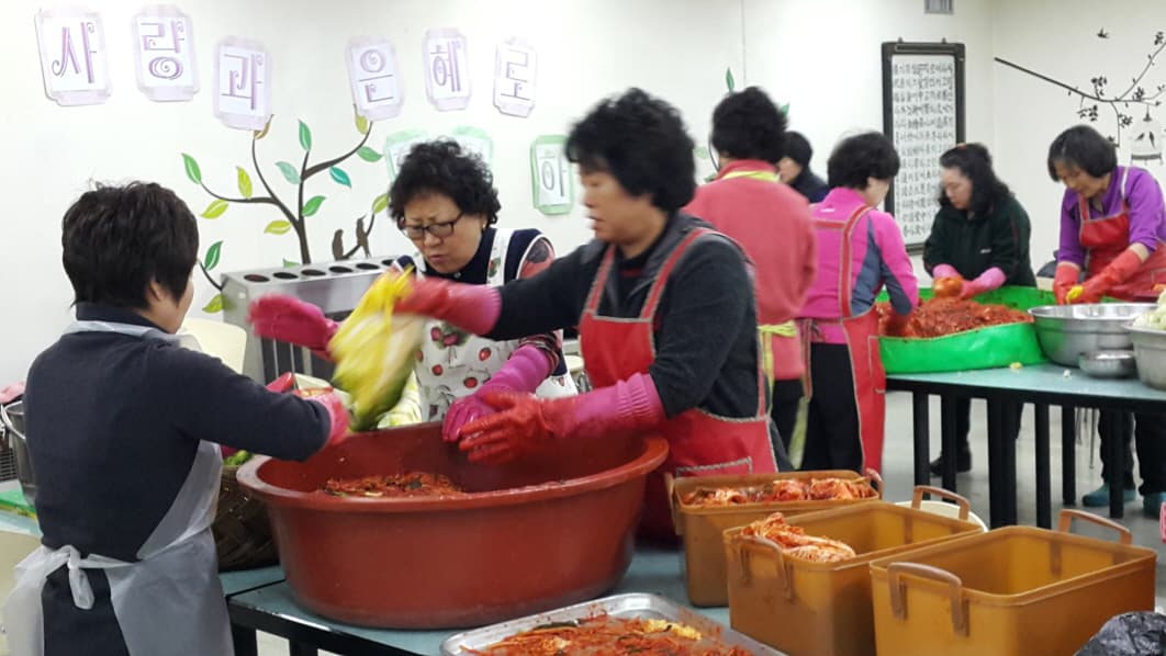 2015년 겨울철 김장봉사의 손길들 - 12