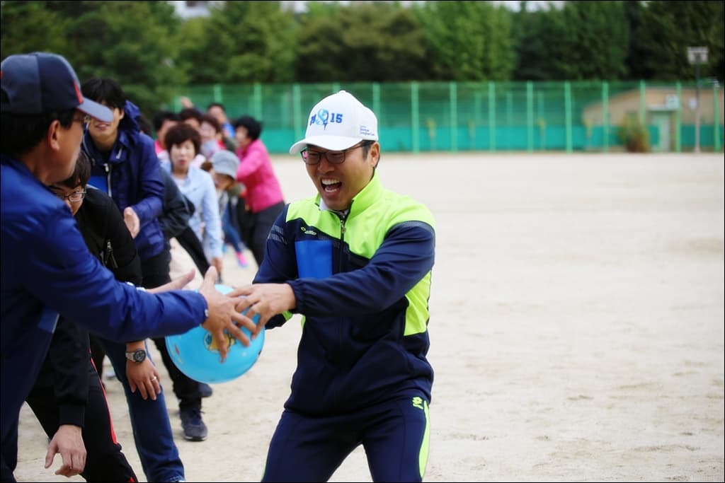 16번)2015년10월11일 체육게임 한마당(개인사진 다운받으세요)12월31일까지 한시적으로게시합니다 2016년초 삭제예정 - 12