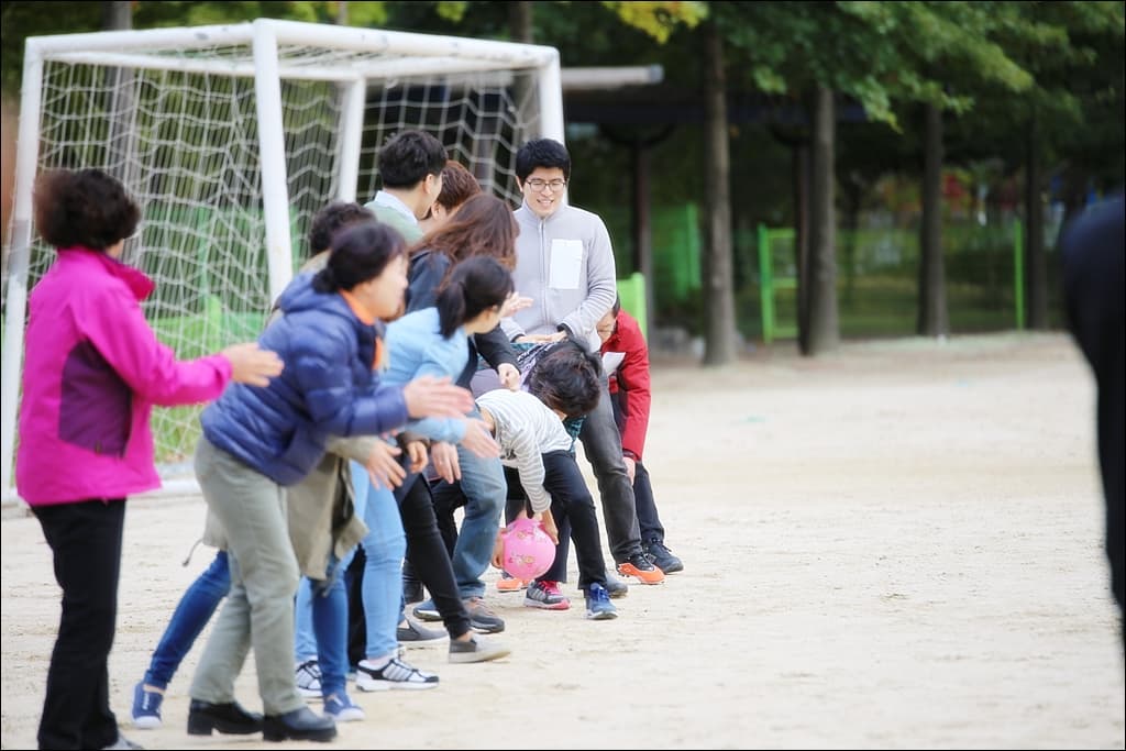 16번)2015년10월11일 체육게임 한마당(개인사진 다운받으세요)12월31일까지 한시적으로게시합니다 2016년초 삭제예정 - 14