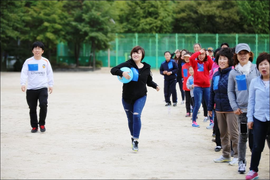 16번)2015년10월11일 체육게임 한마당(개인사진 다운받으세요)12월31일까지 한시적으로게시합니다 2016년초 삭제예정 - 16