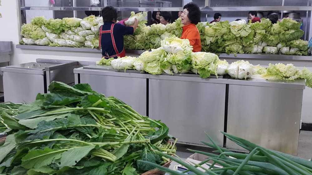 2016-11-21~22김장봉사 - 6