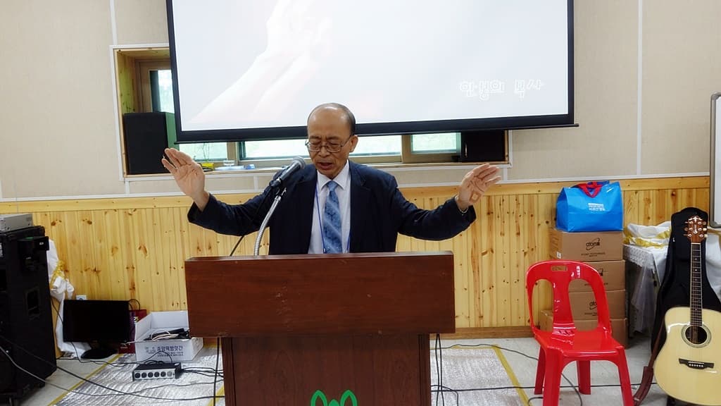 2017년 7/31- 8/2 전교인여름대회 예배 (1) - 4