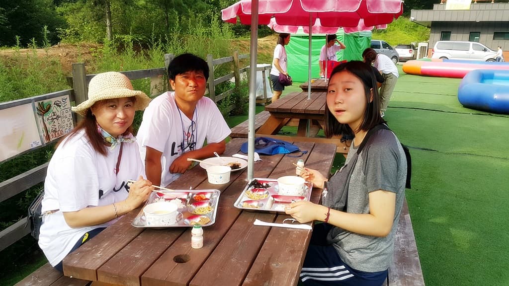 2017년 7/31- 8/2 전교인여름대회 식사시간 - 5