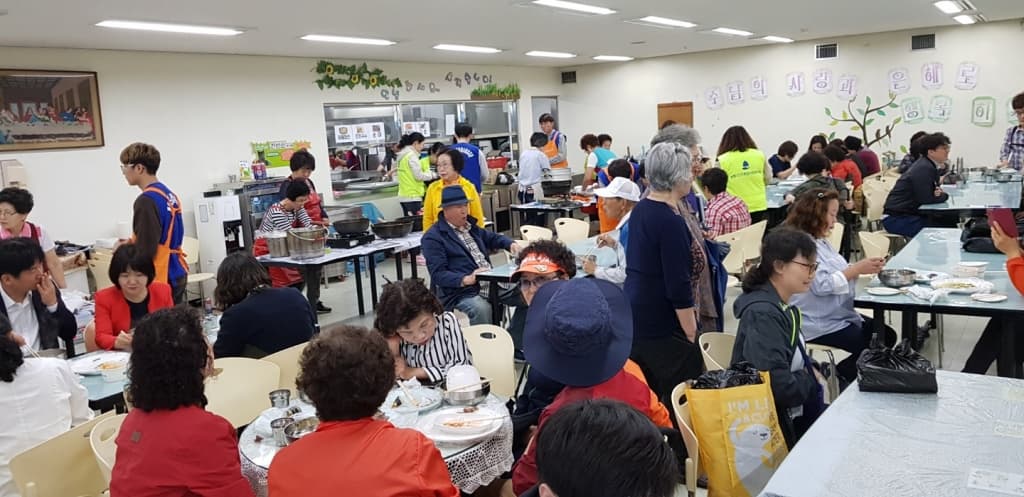 2018년5월18일 사랑나눔바자회 - 10