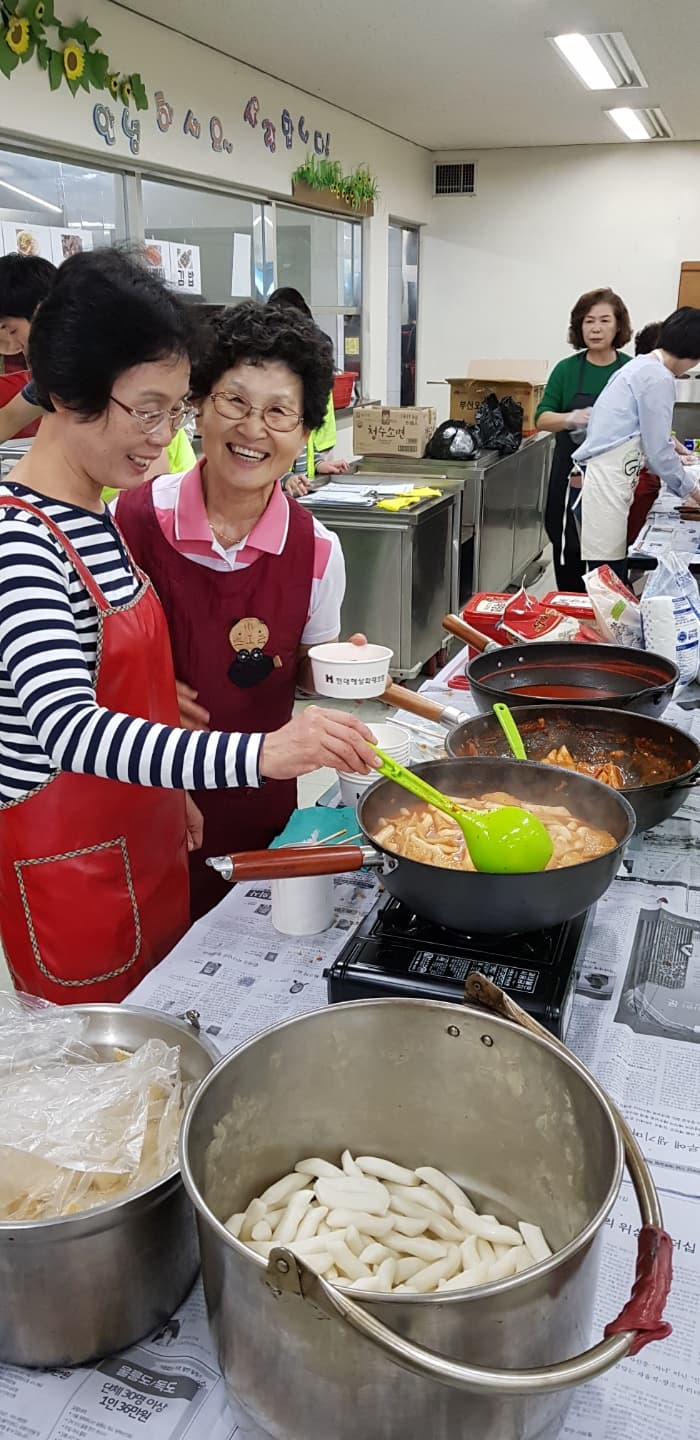 2018년5월18일 사랑나눔바자회 - 14