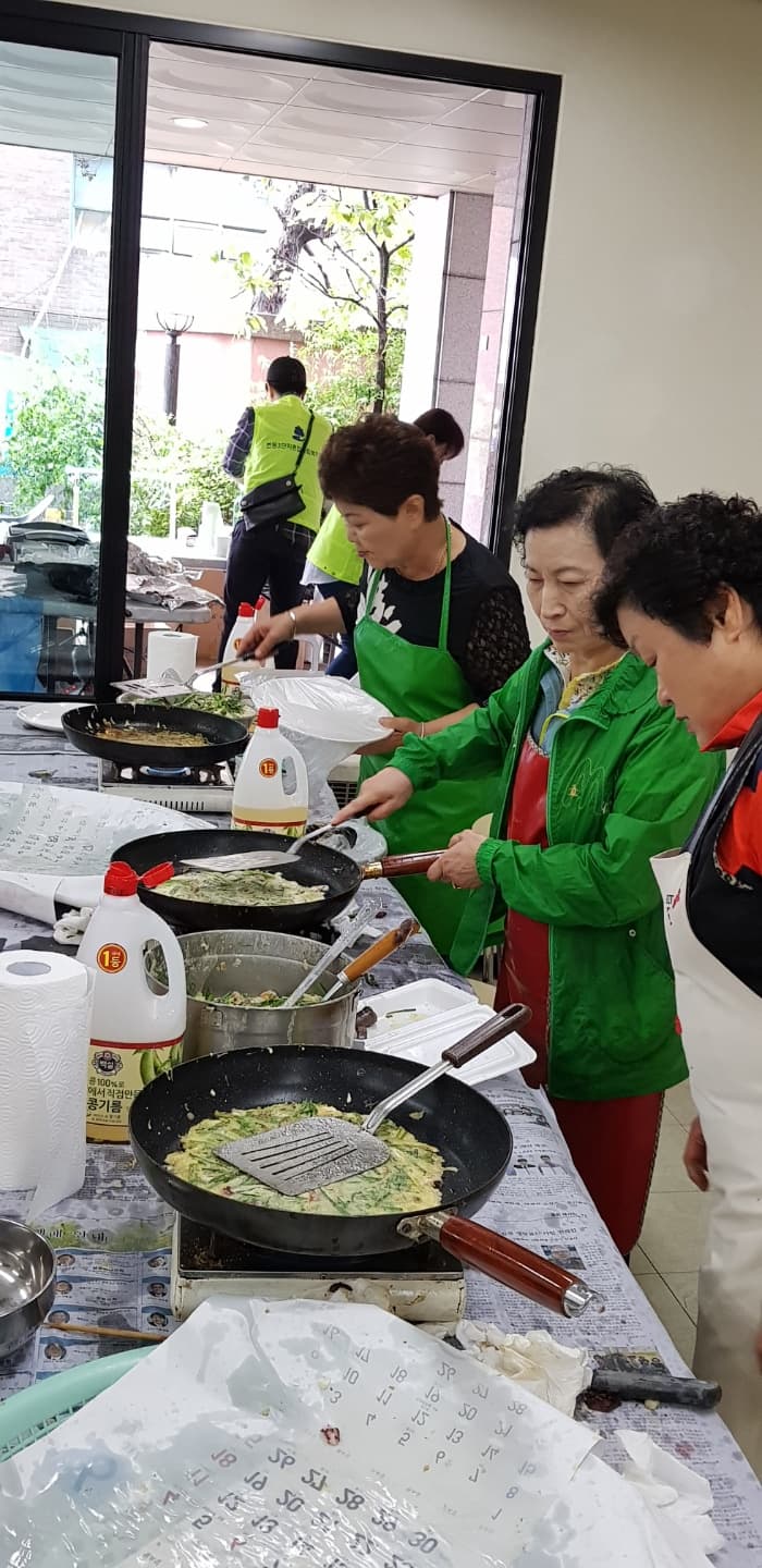 2018년5월18일 사랑나눔바자회 - 15