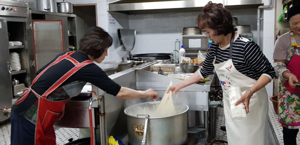 2018년5월18일 사랑나눔바자회 - 20