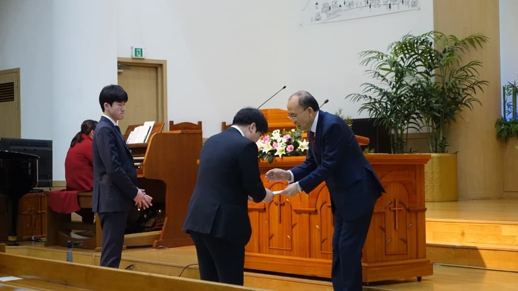 20181230 졸업감사예배 - 9