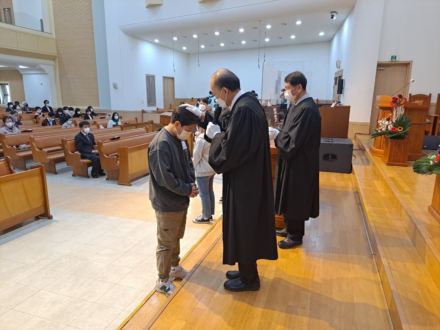 2022.04.10 세례입교식 - 11