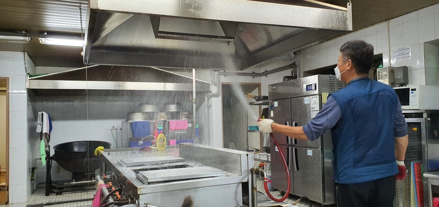 2022.05.14-15 교회대청소 - 19