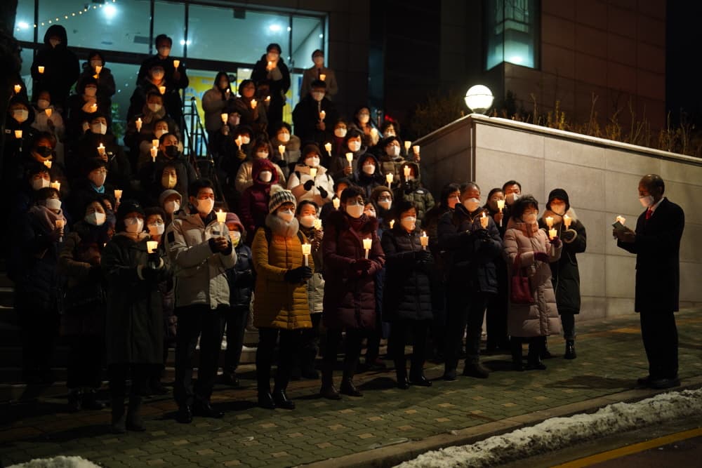 2022-12-25 성탄촛불예배 - 11