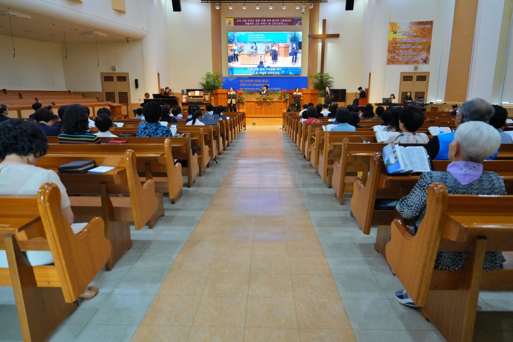 2025.6.8 오후찬양예배 (50주년) - 15